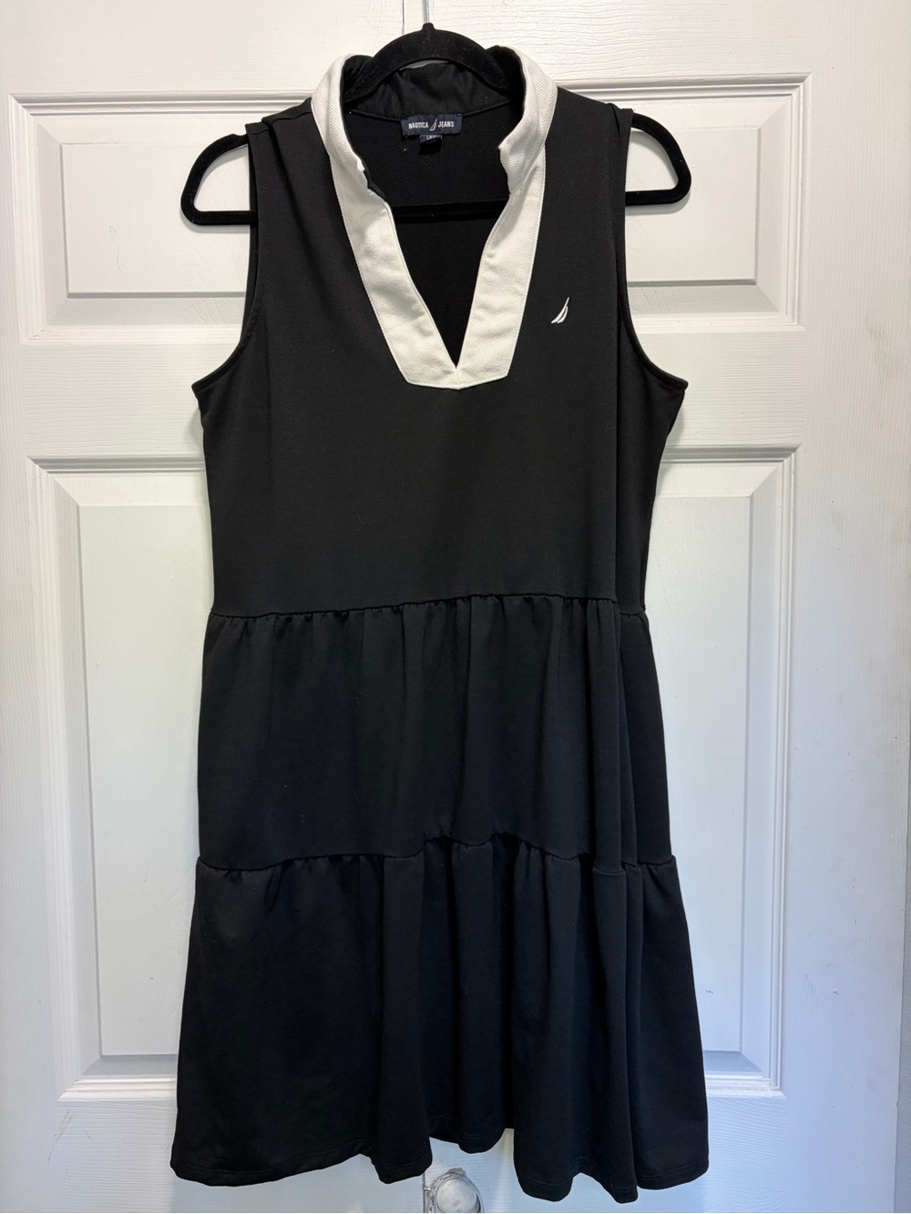 Nautica Black Sleeveless Tiered Mini Dress with White V-Neck Trim